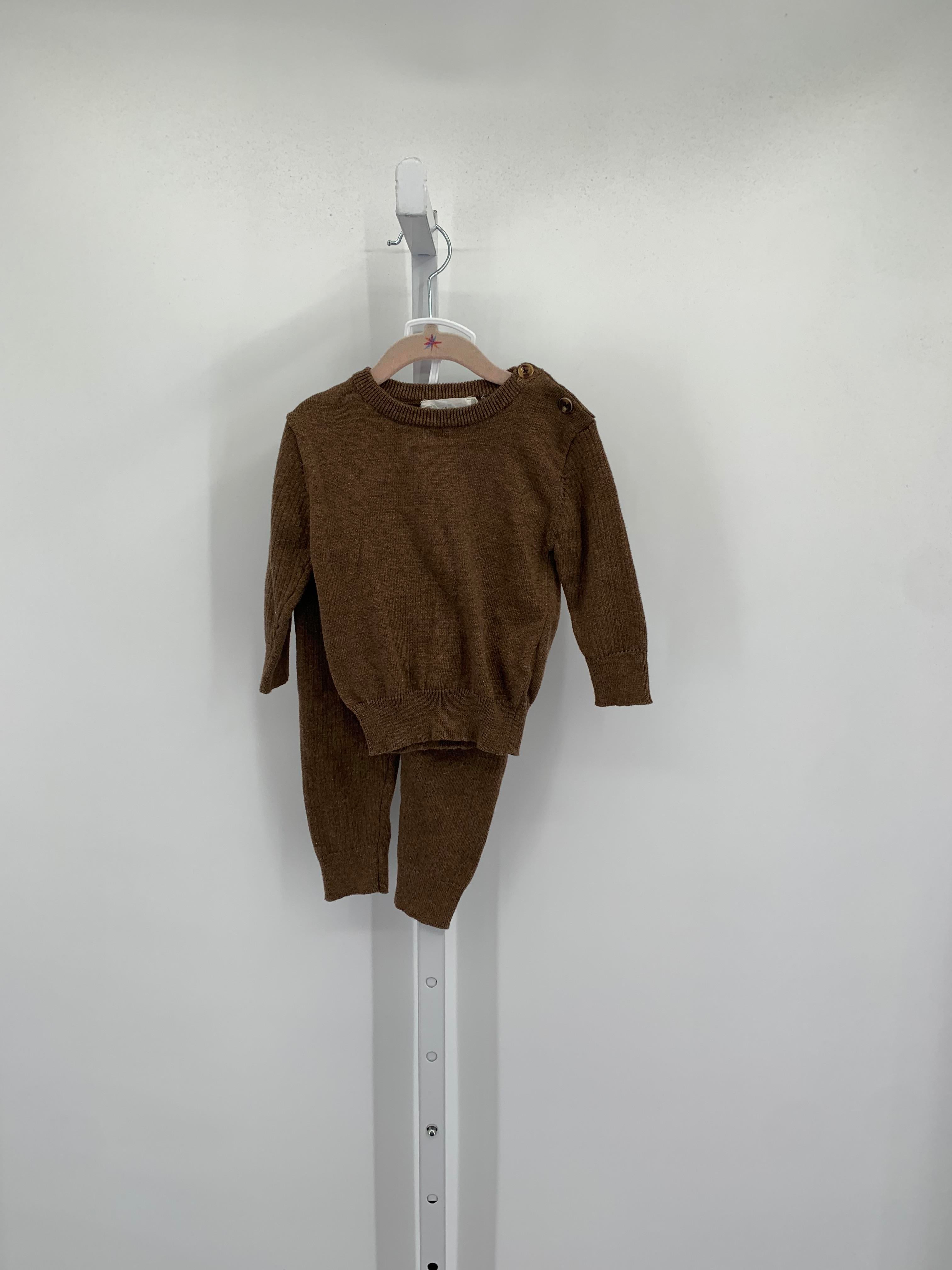 KNIT LONG SLV SWEATER AND PANTS.