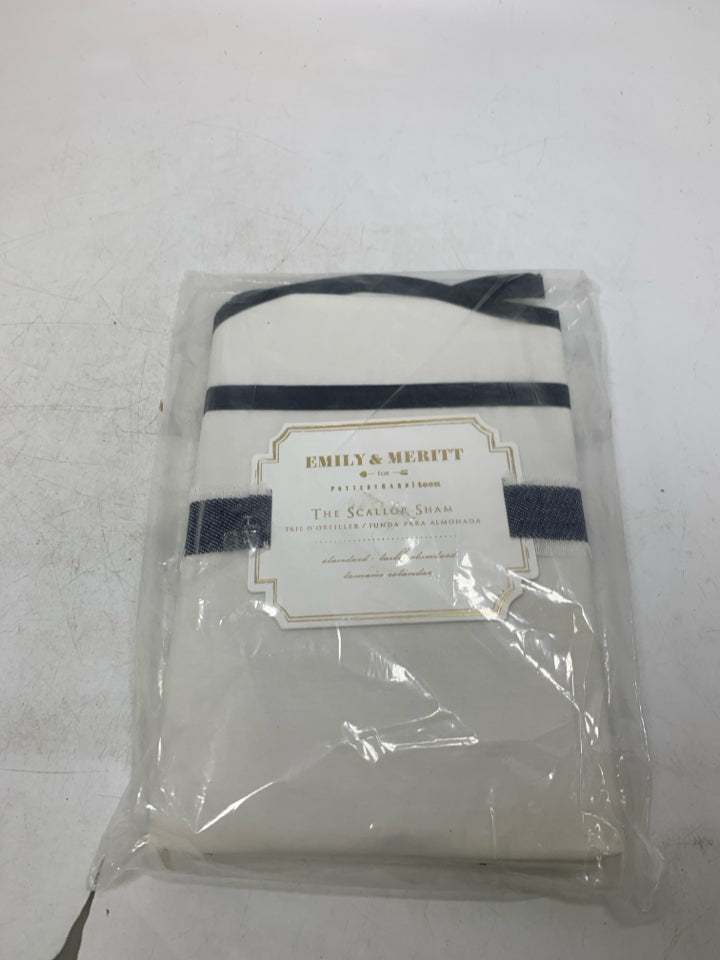 THE SCALLOP BLACK TRIM SHAM.
