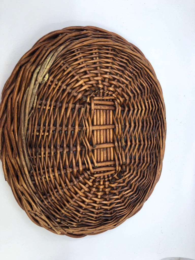 SHALLOW TWIG OVAL TRAY.