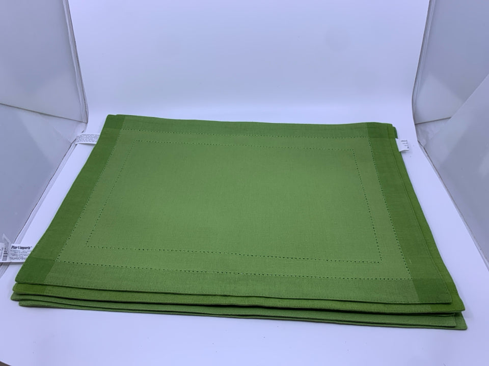 6 PIER 1 IMPORTS GREEN PLACE MATS.