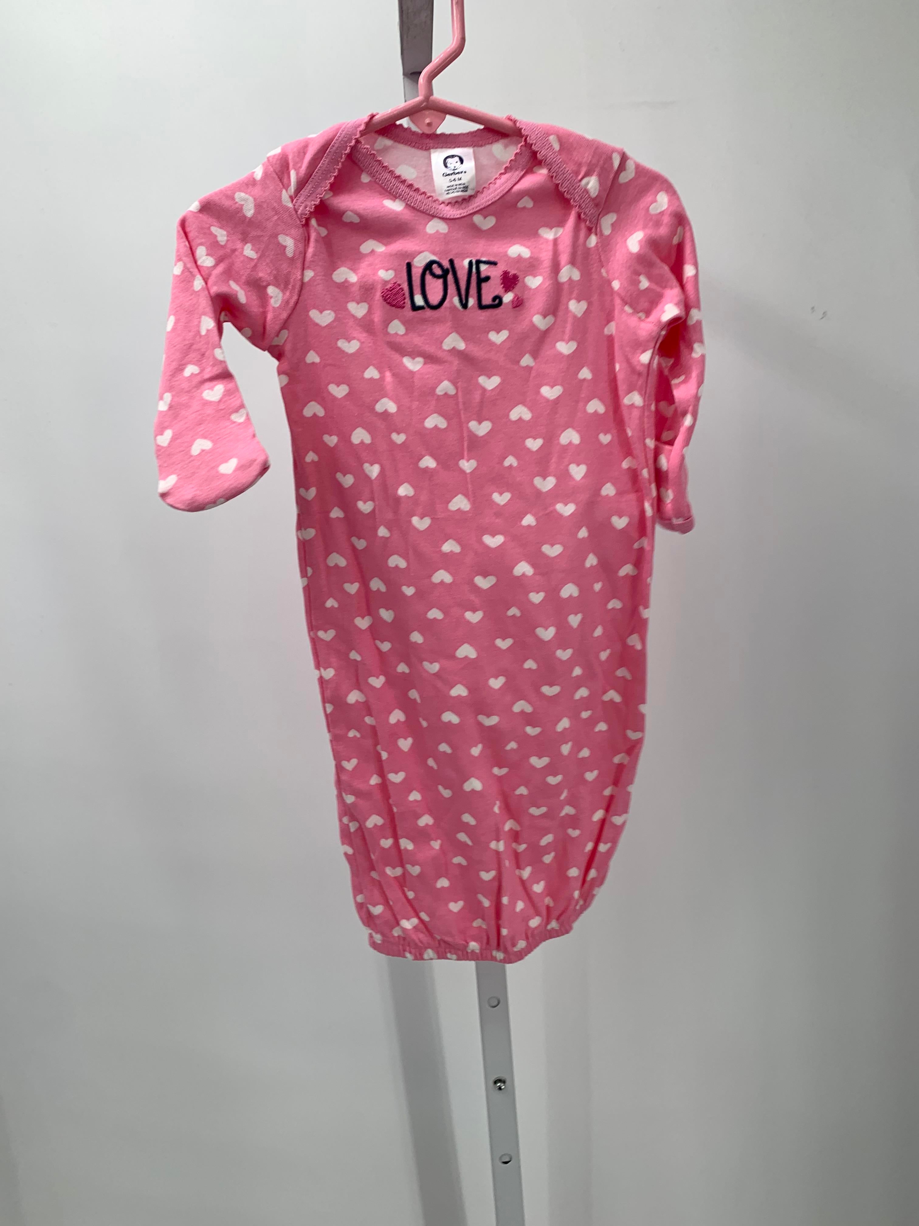 Gerber Size 0-6 Months Girls Gown Sleeper