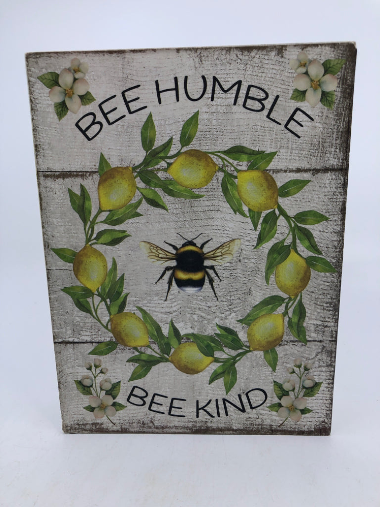 BEE HUMBLE BEE KIND WOOD SIGN.