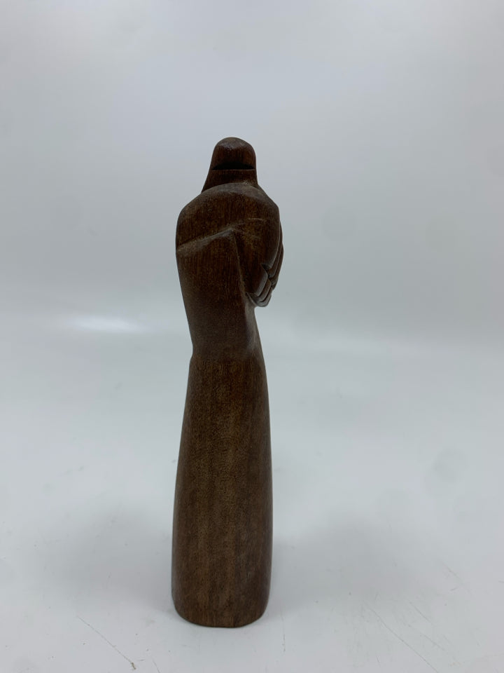 WOOD CARVED HAND SCULPTURE.