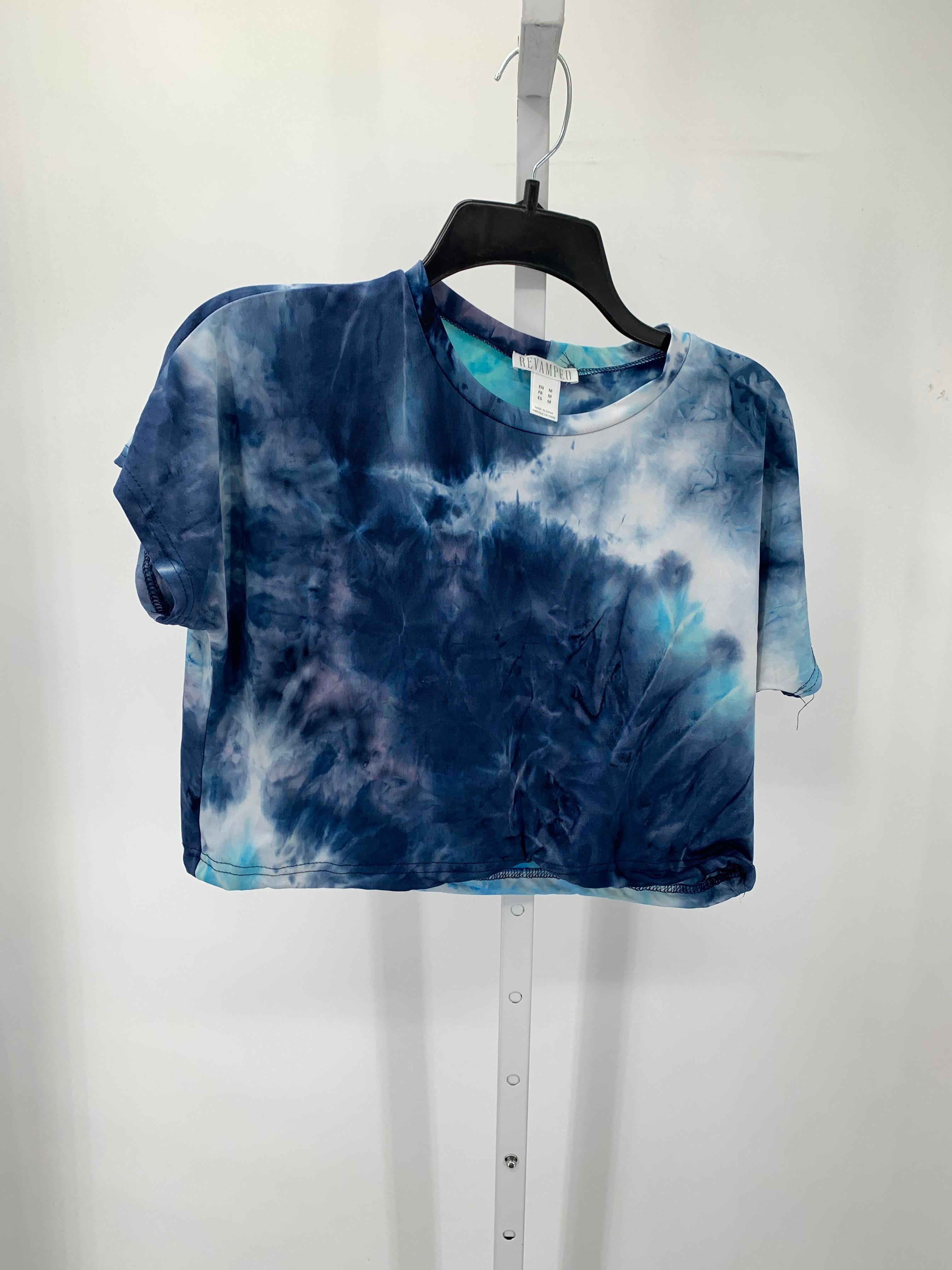 Size Medium Juniors Short Sleeve Shirt