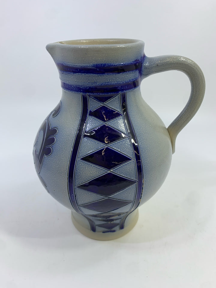 VTG GERMAN SALT-GLAZED STONEWARE JUG.