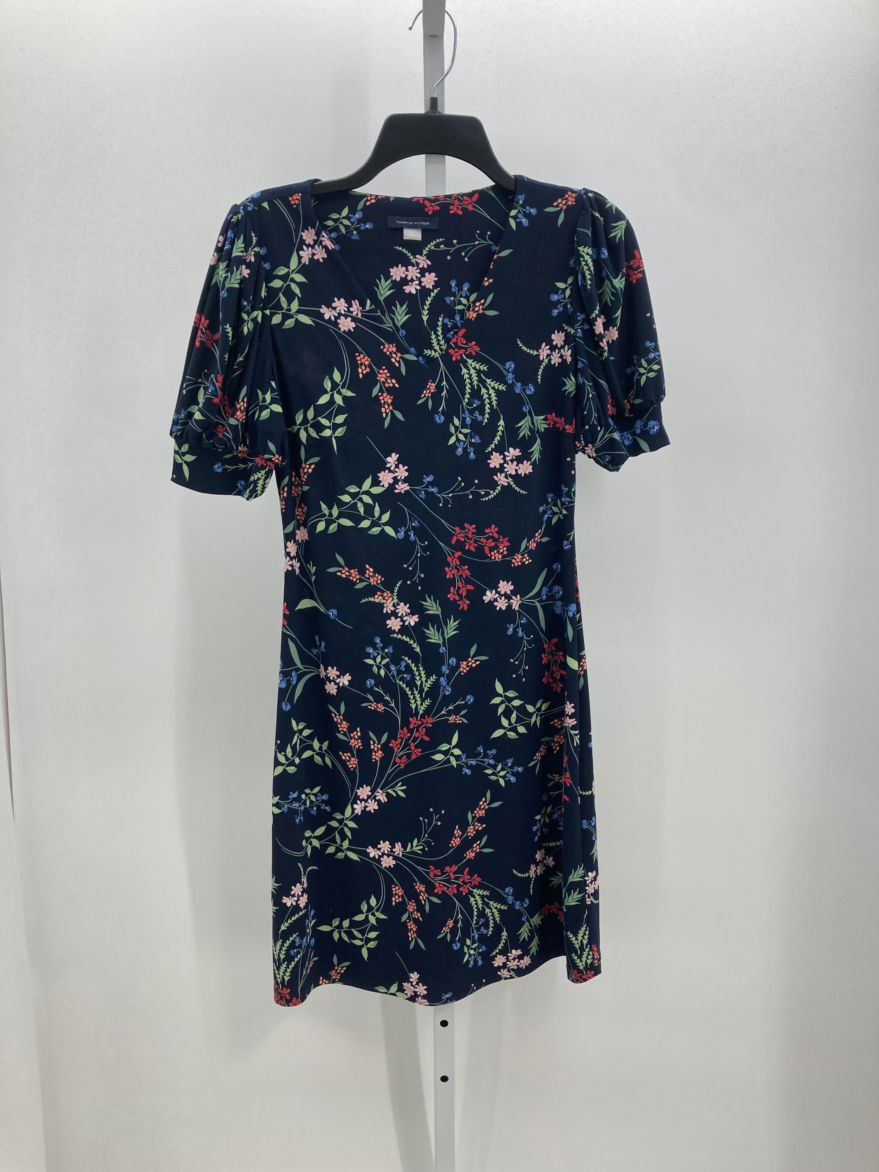 Tommy Hilfiger Size 2 Misses Short Sleeve Dress