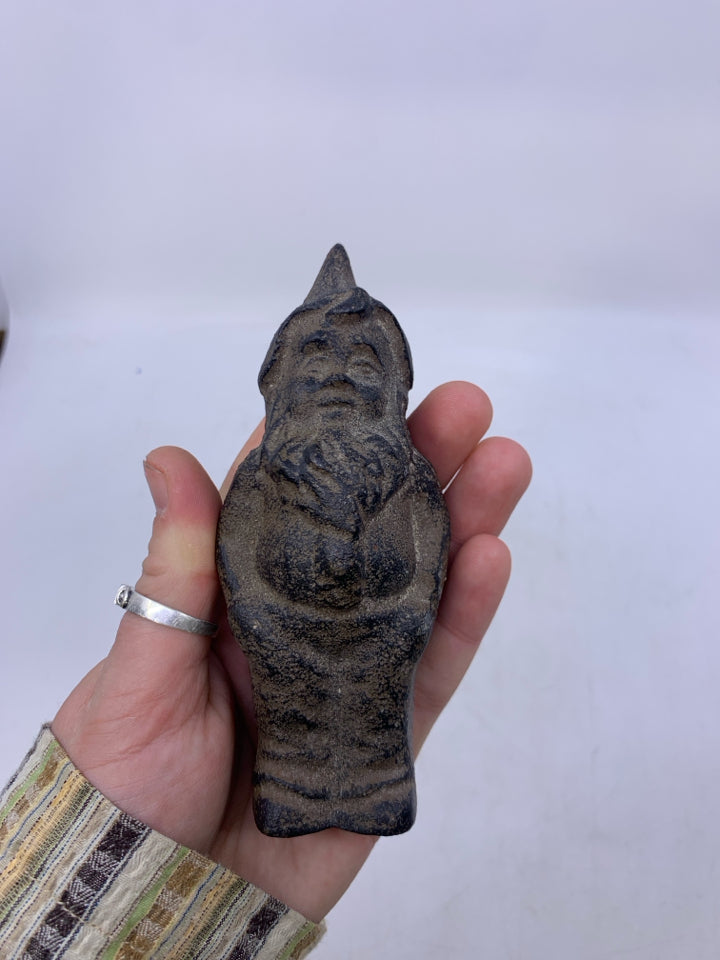 HEAVY METAL GNOME.