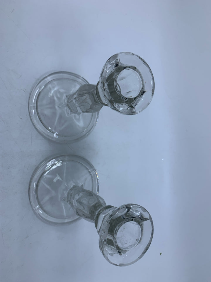 CLEAR GLASS TAPERED CANDLE HOLDER W/ ETCHED FLOWERS.