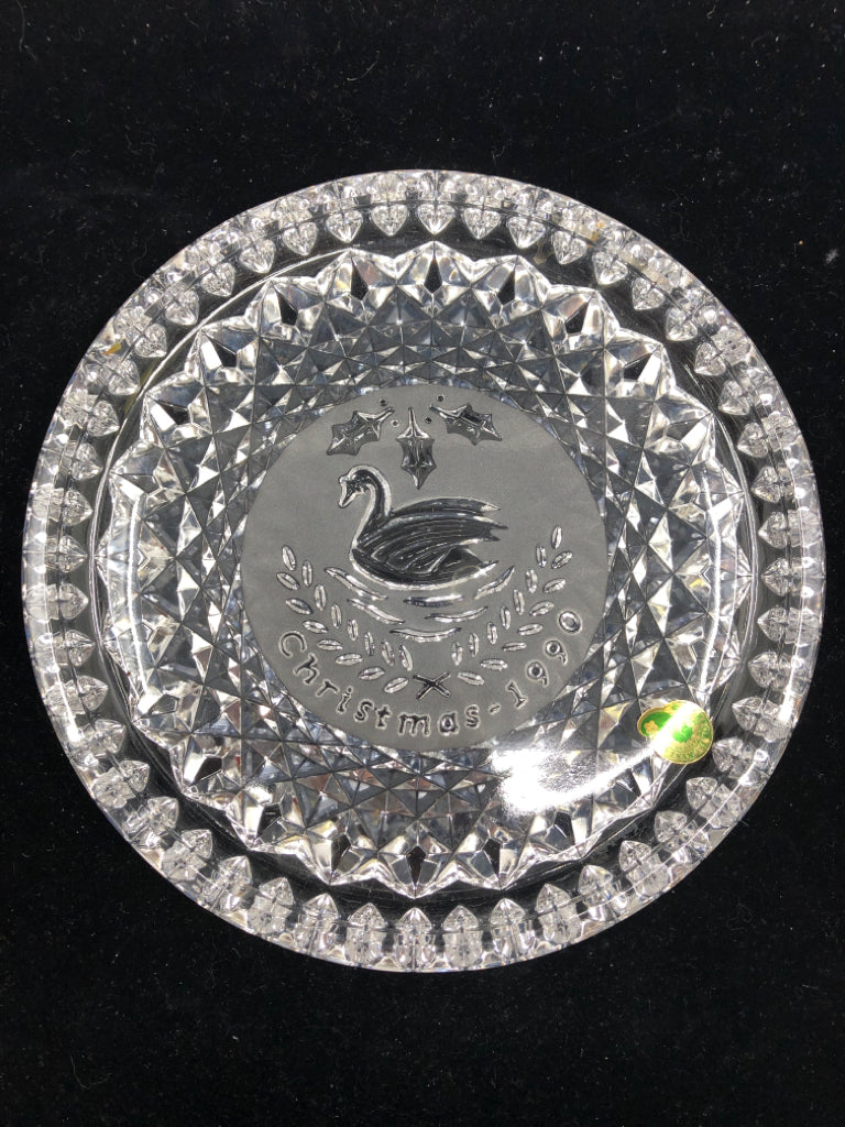 WATERFORD CRYSTAL SHALLOW CHRISTMAS 1990 DISH.