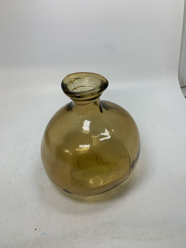 RECYCLED GLASS TINTED VASE.