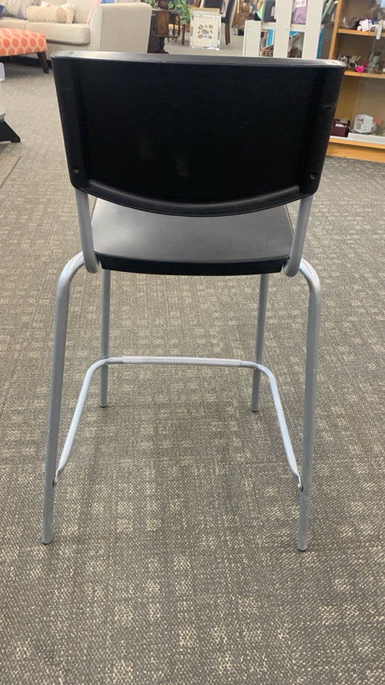 2 BLACK IKEA BAR STOOLS.