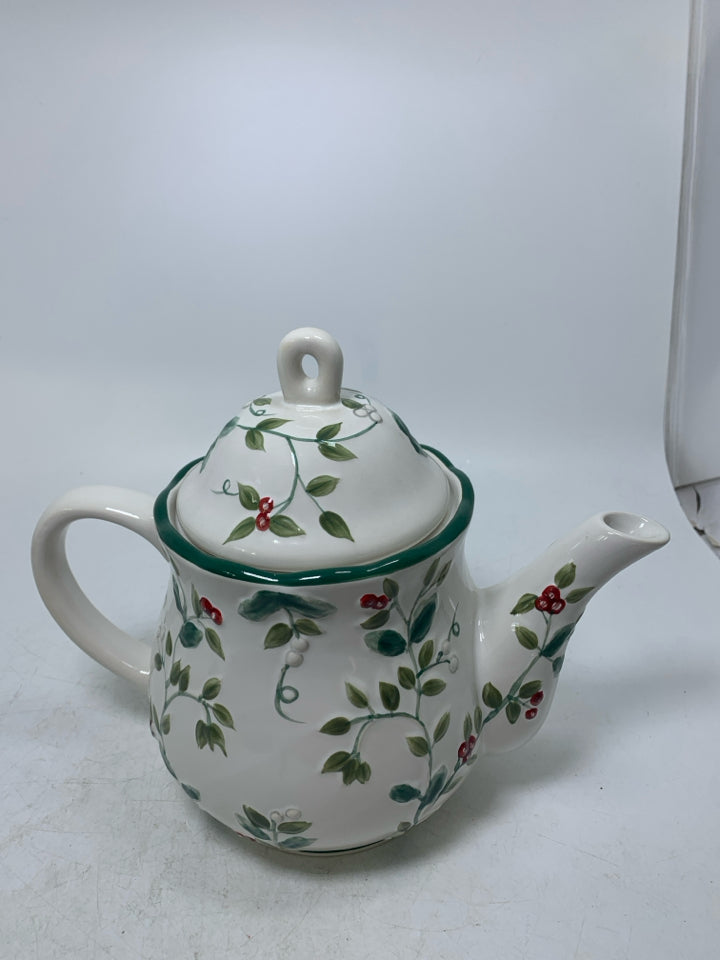 WINTERBERRY SCULPTED STONEWARE TEAPOT.