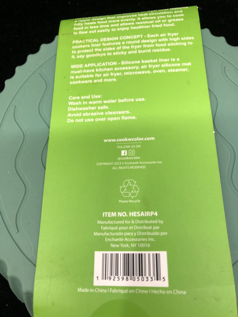 NIP SILCONE AIR FRYER LINER.