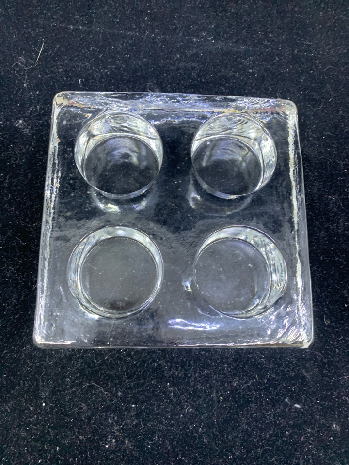 4 SECTION GLASS TEA LIGHT HOLDER.