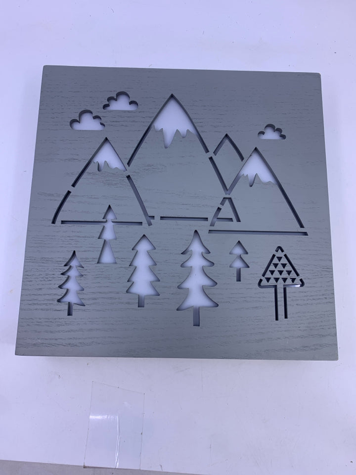 MOUNTAIN TREES LIGHT UP BOX WALL DECOR.