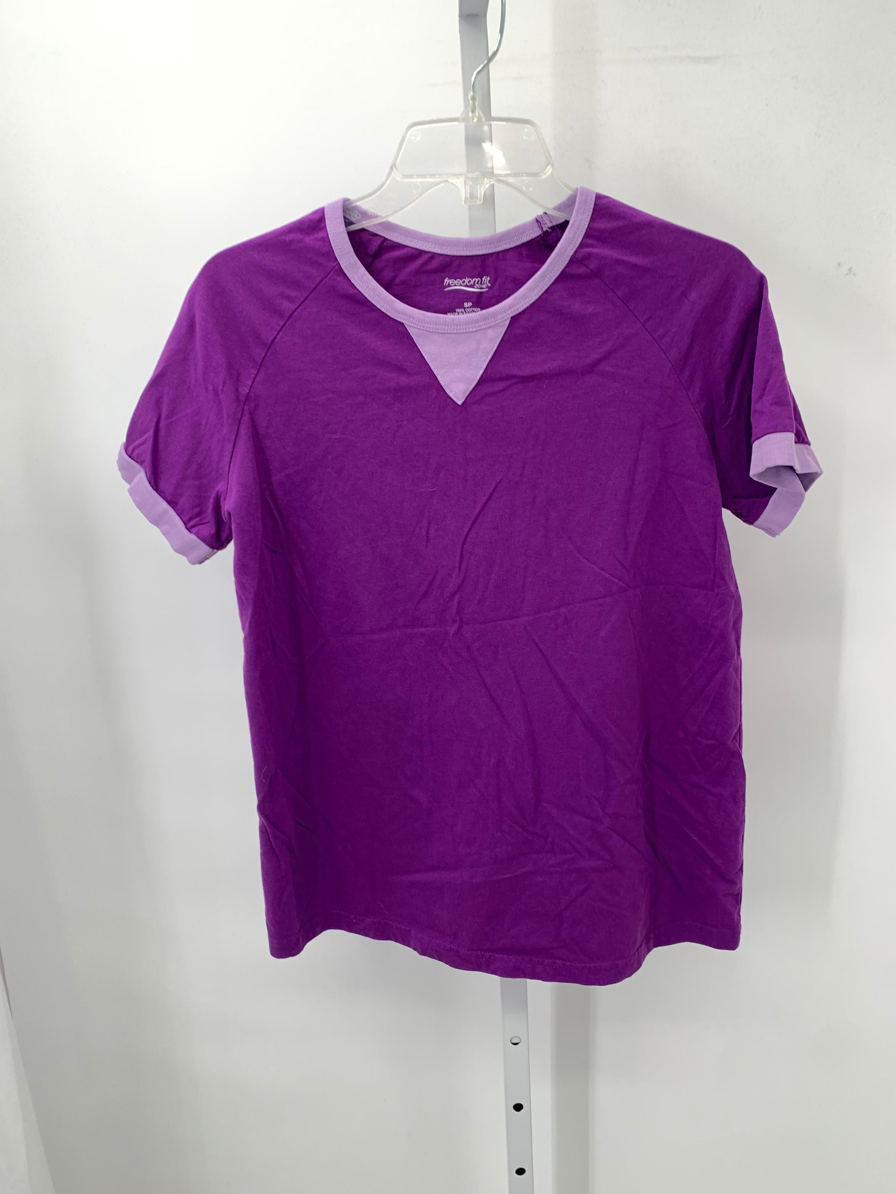 Size Small Misses Short Sleeve Shirt
