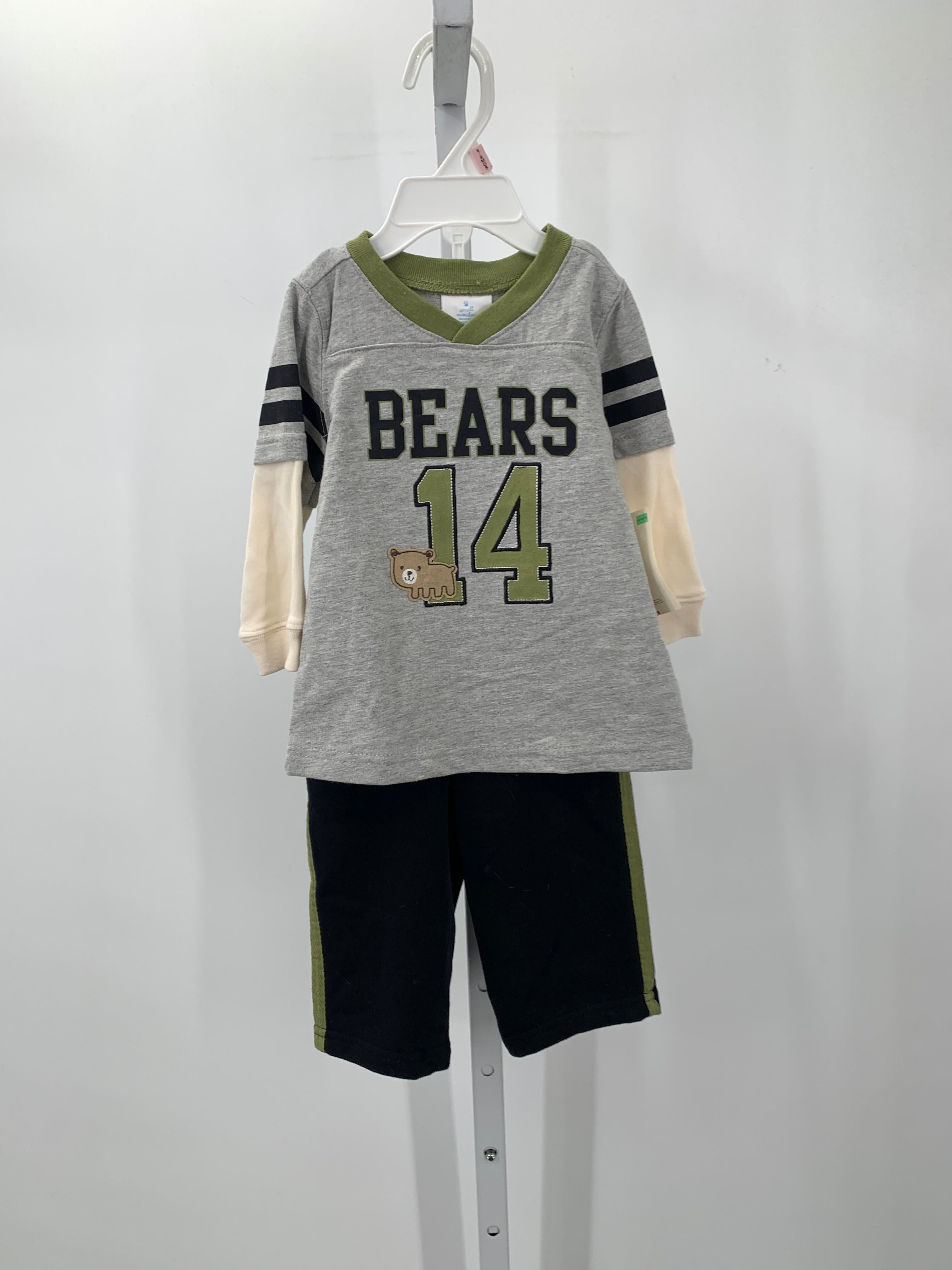 NEW BEARS KNIT SHIRT AND BLACK PANTS