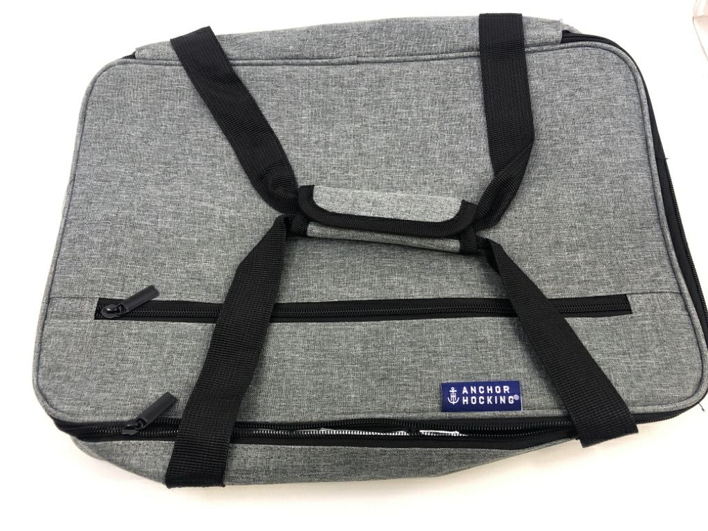 GREY RECTANGLE CASSEROLE CARRY TOTE.