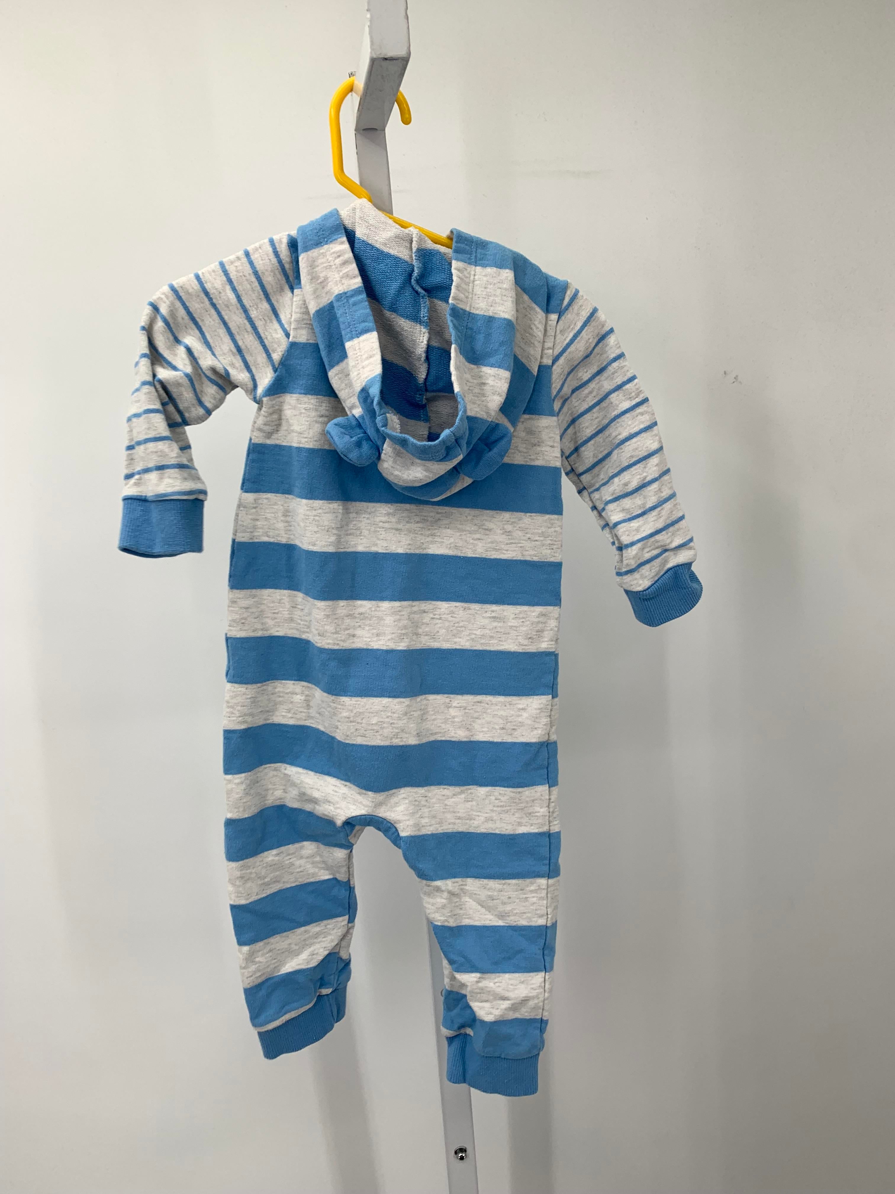 HOODED WHITE STRIPES