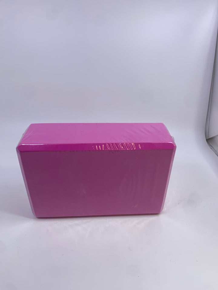 NIP PINK YOGA FOAM BLOCK.