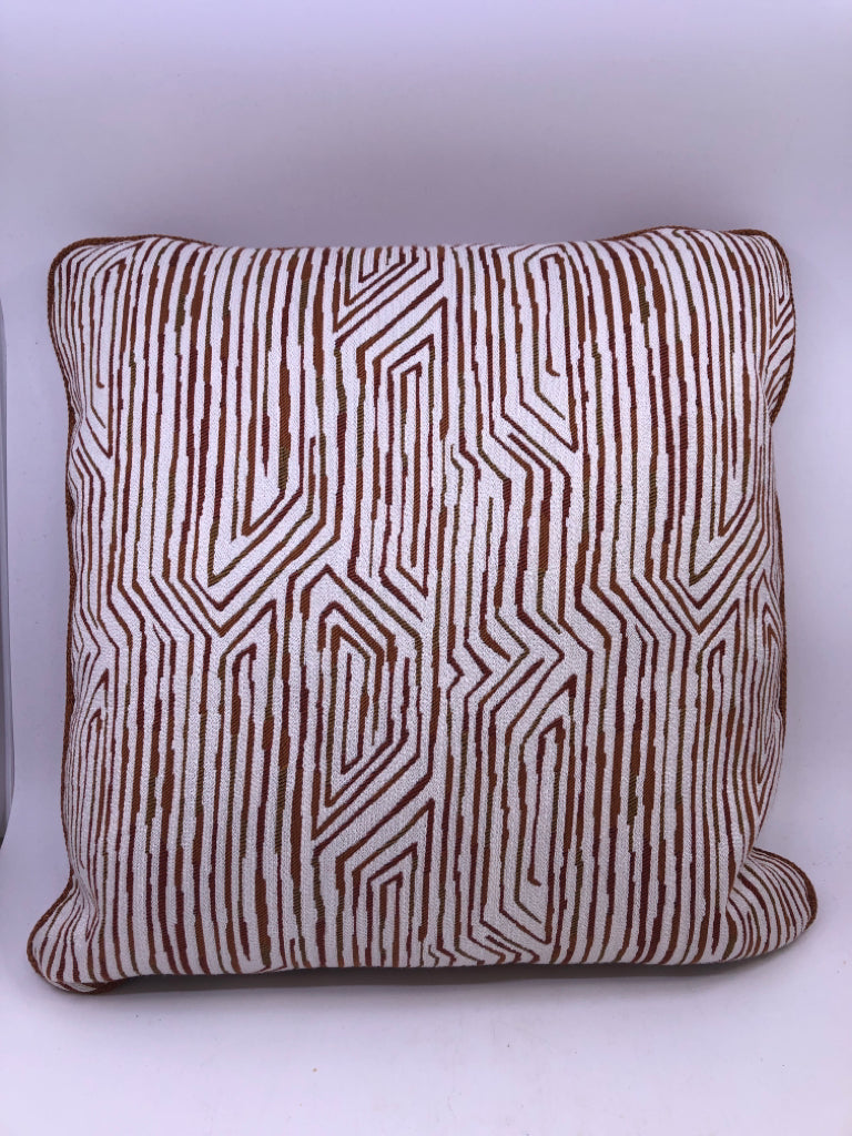 ORANGE PILLOW WHITE& YELLOW LINE DESIGN BLACK ZIPPER.