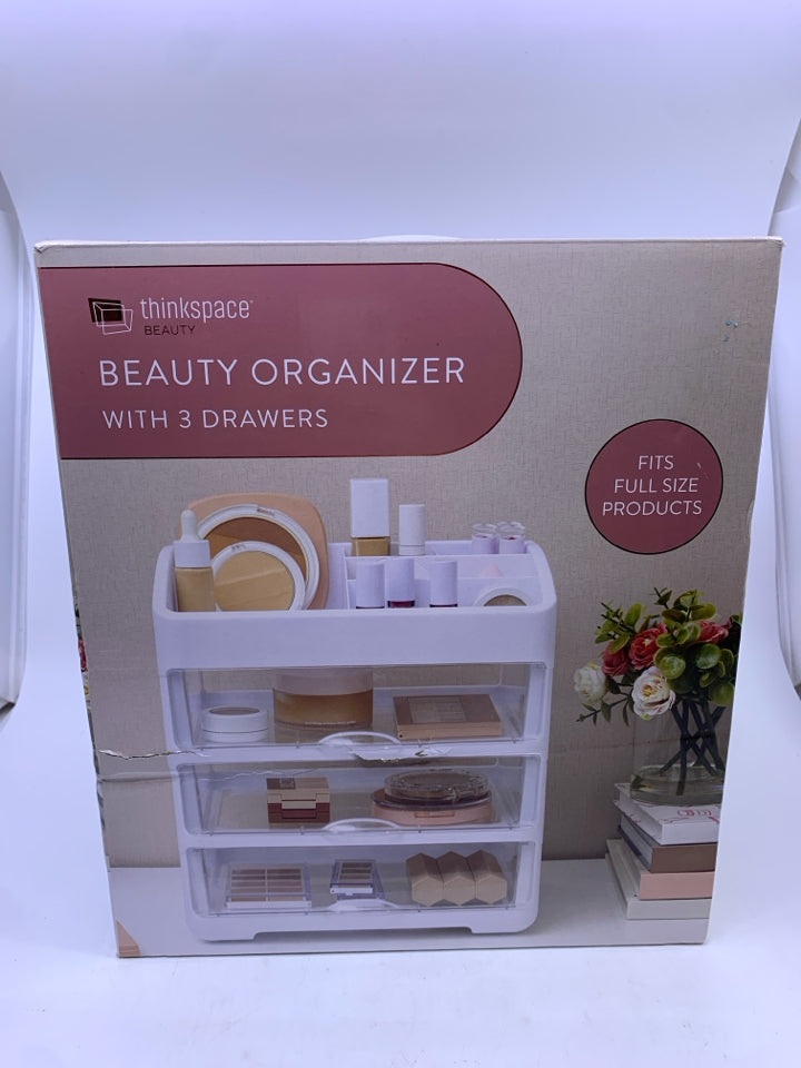 NIB BEAUTY ORGANIZER.