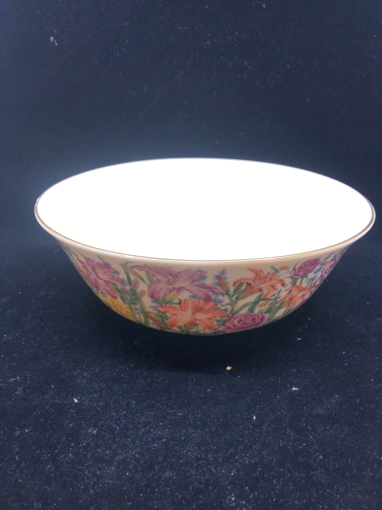 1997 FLOWER BLOSSOM BOWL- SUZANNE CLEE.