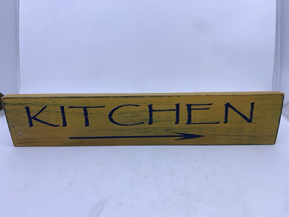 WOOD KITCHEN WALL HANGING.