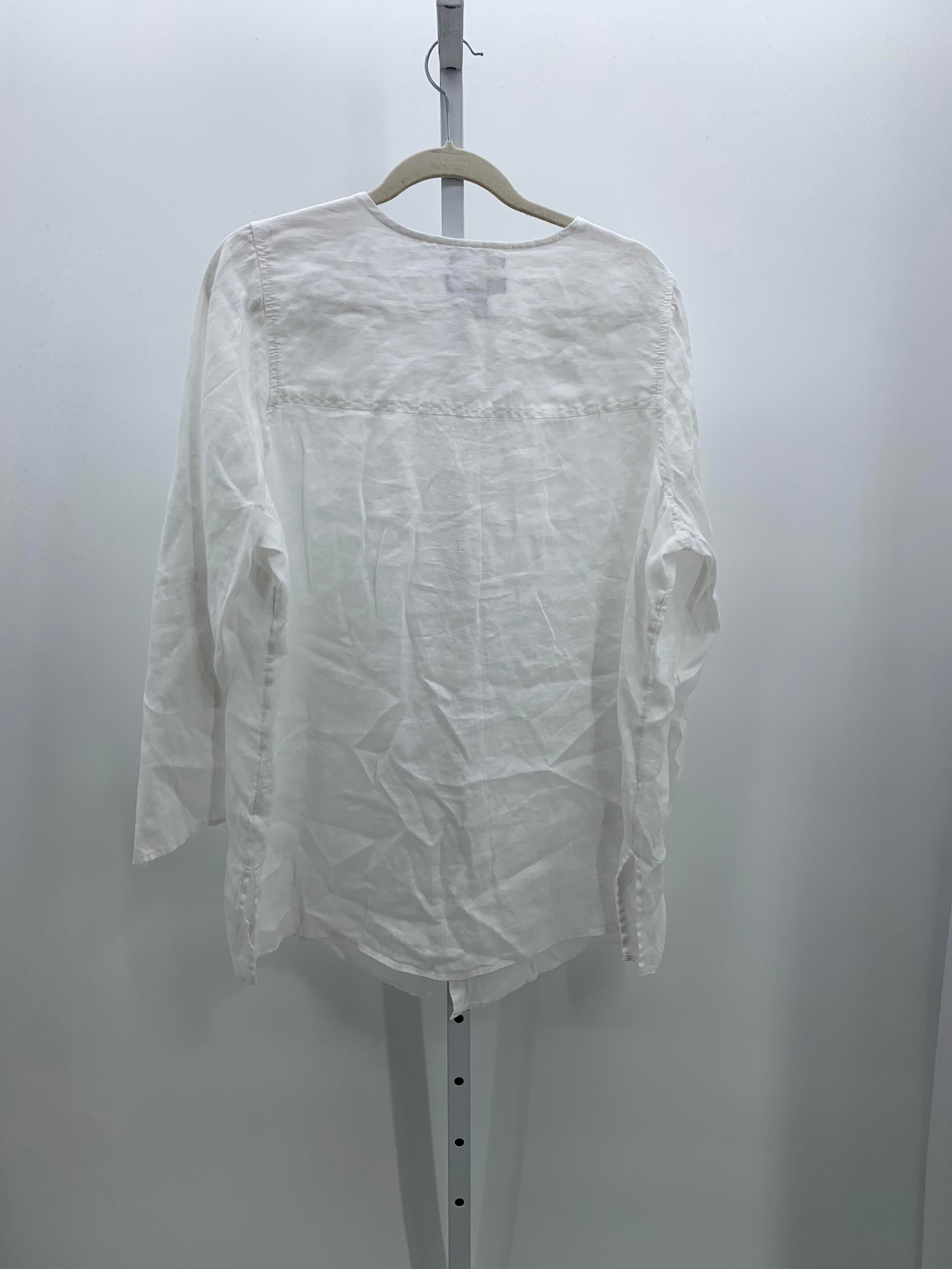 Tahari Size 1X Womens Long Sleeve Shirt