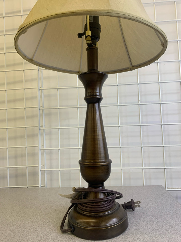 BROWN METAL DESK LAMP W/ TAN SHADE.
