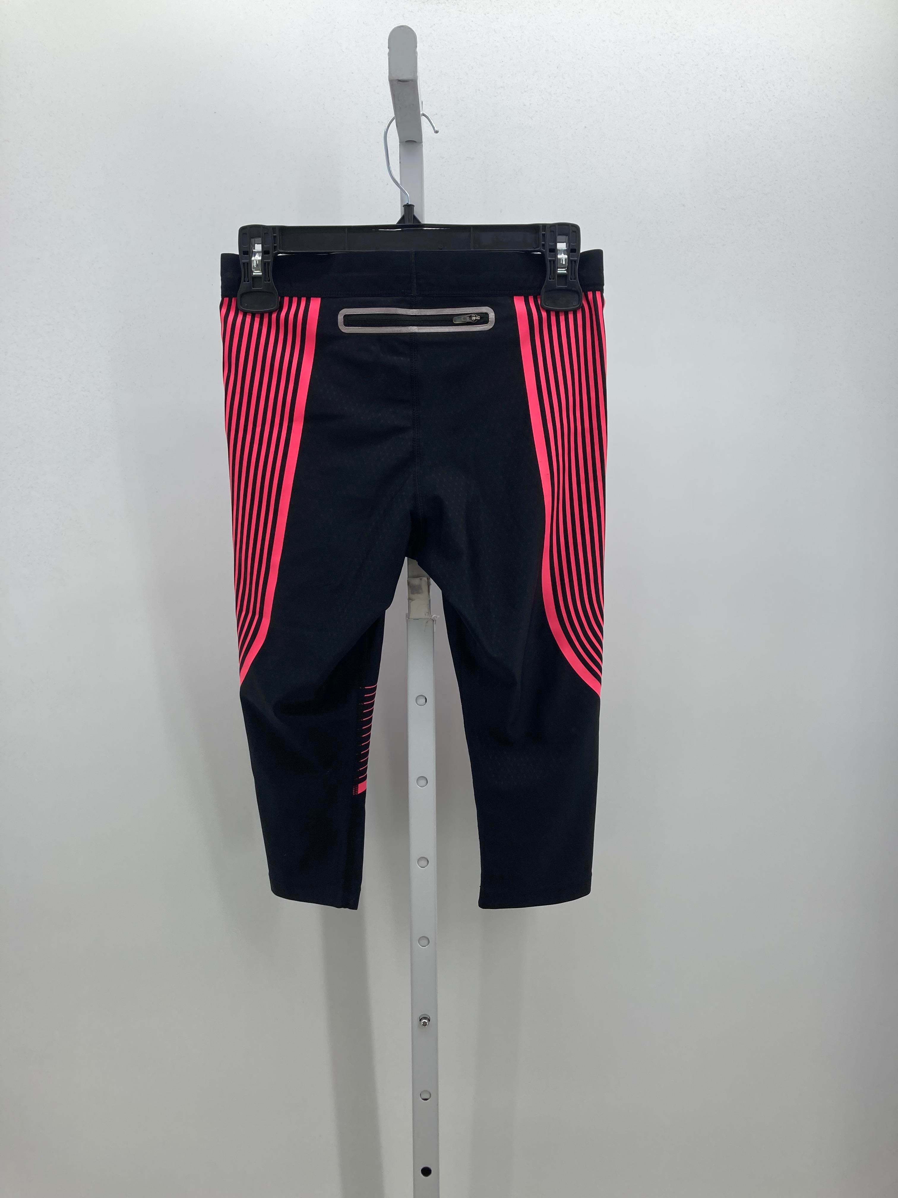 Nike Size Small Misses Capri Pants