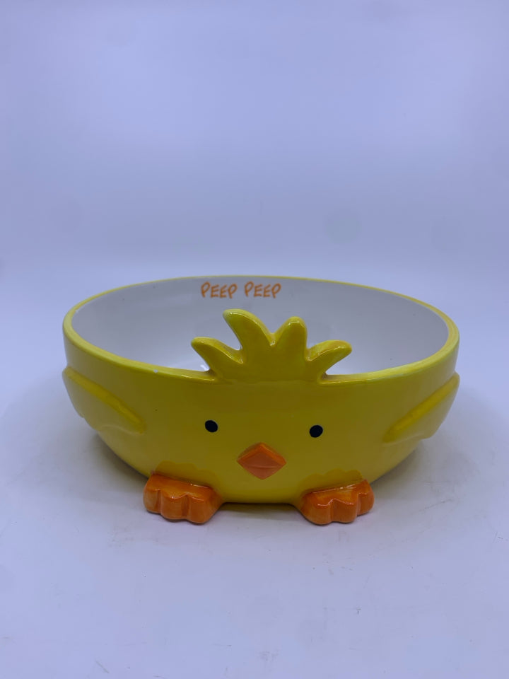 SHALLOW CERAMIC CHICK BOWL.