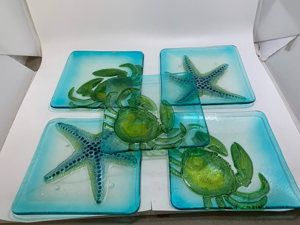 5 SQUARE GLASS PLATES W/ PRINTED CRABS/STARFISH.