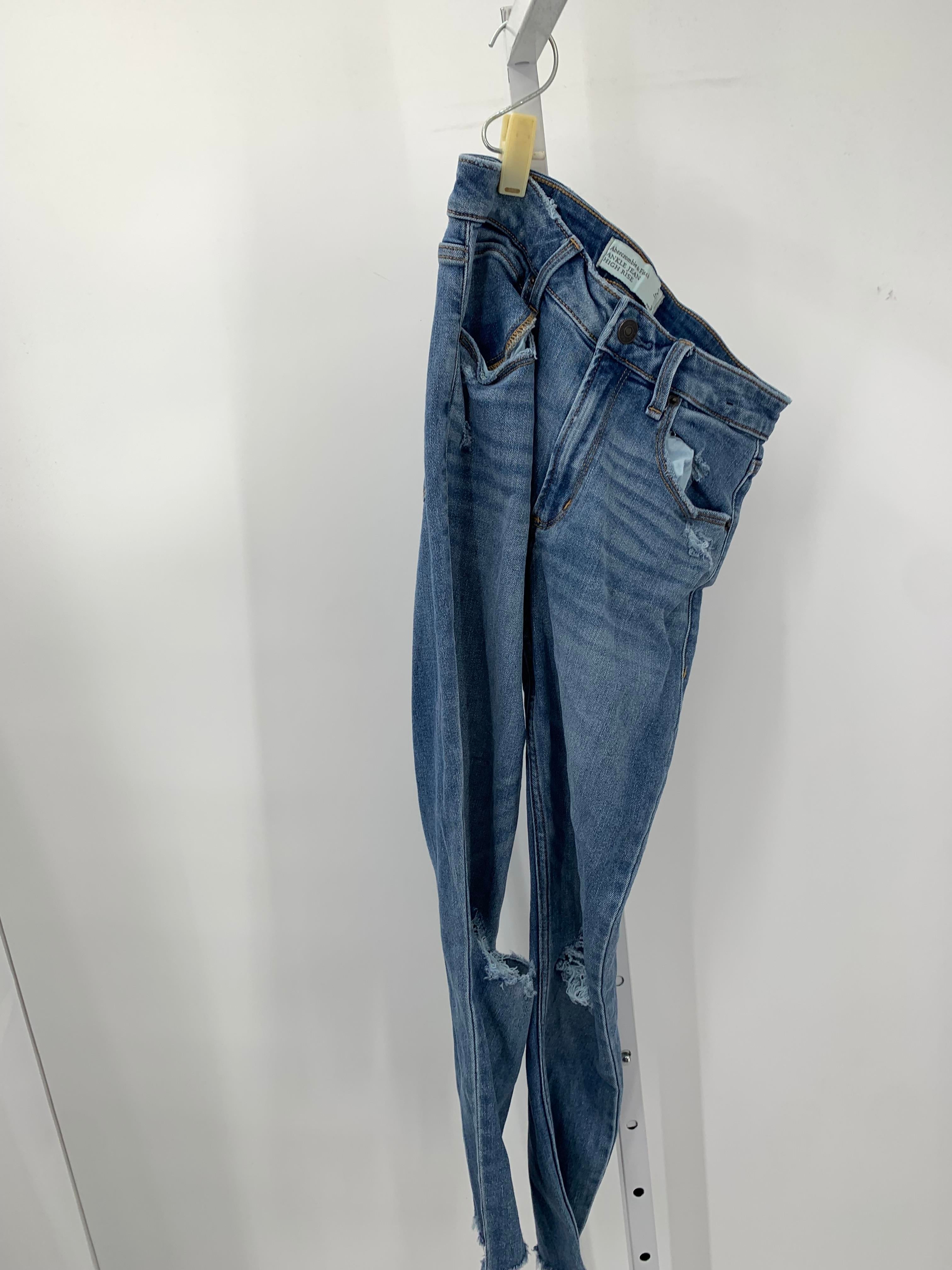 Abercrombie Size 2 Short Juniors Jeans