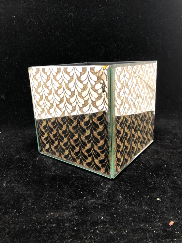 MIRROR TISSUE BOX COVER