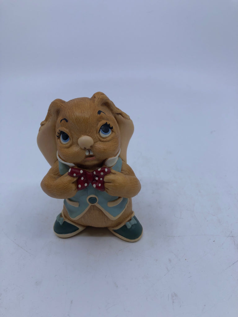 VTG PENDELFIN BUNNY COUSIN BEAU W BOWTIE.