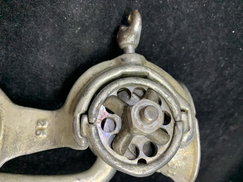 VTG METAL MEAT GRINDER W/WOOD HANDLE.