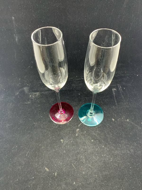 2 KATE SPADE CHAMPAGNE FLUTES PINK/BLUE "CLINK,FIZZ" ETCHED ON GLASS.