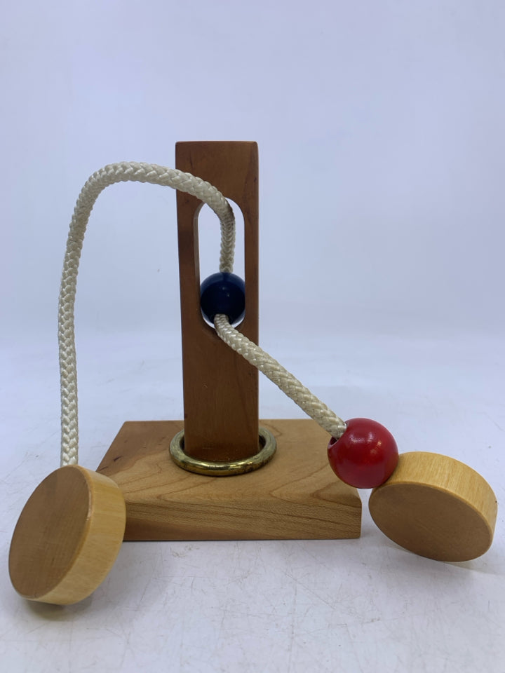 VTG WOOD BRAIN TEASER PUZZLE CHANNEL CRAFT.