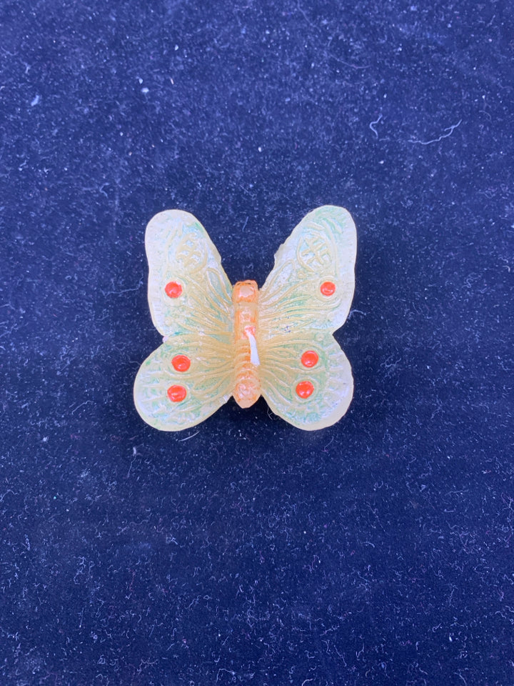 SMALL BUTTERFLY CANDLE