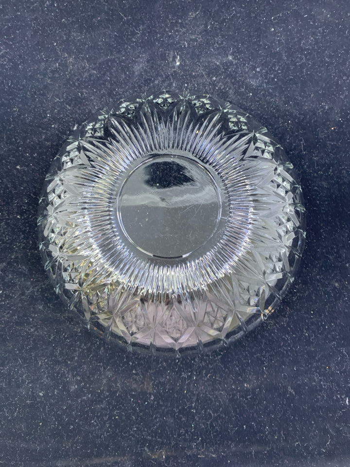 CUT GLASS BOWL W/DIAMOND PATTERN.