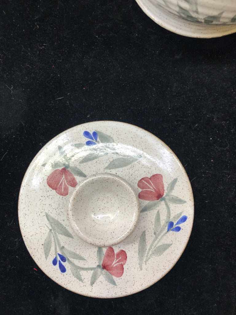 LARGE POTTERY CANISTER WHITE SPECKLED PINK FLOWERS.