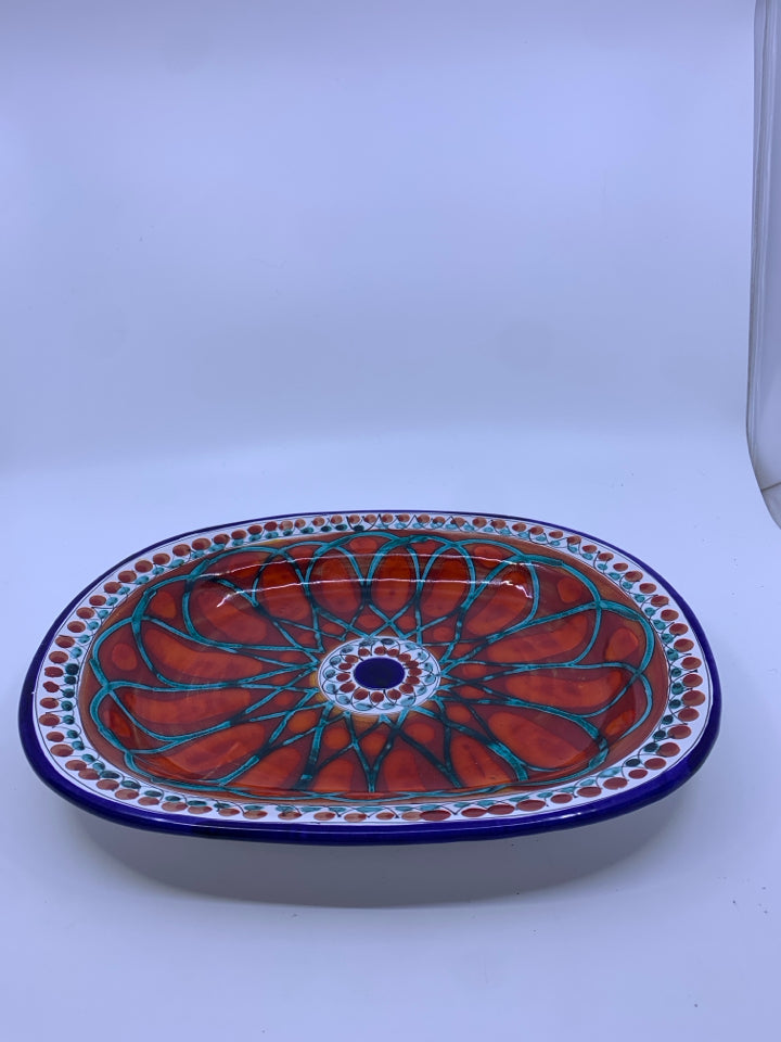 OVAL RED NAVY BLUE SERVER.