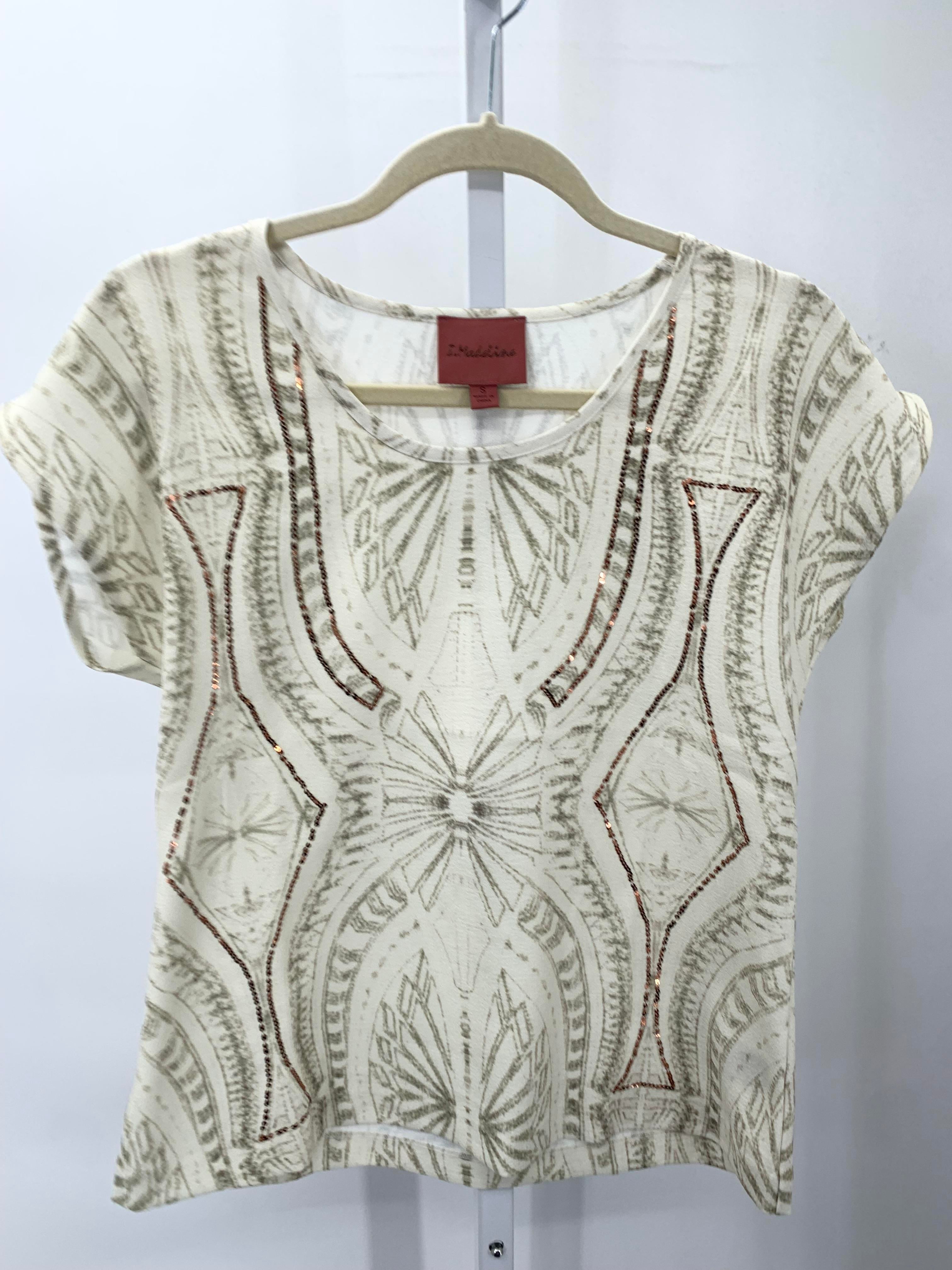Size Small Misses Short Sleeve Shirt