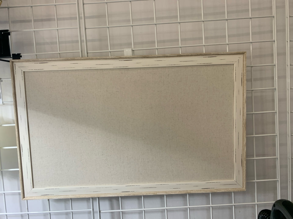 CREAM W WHITE DISTRESSED FRAME MEMO BOARD.