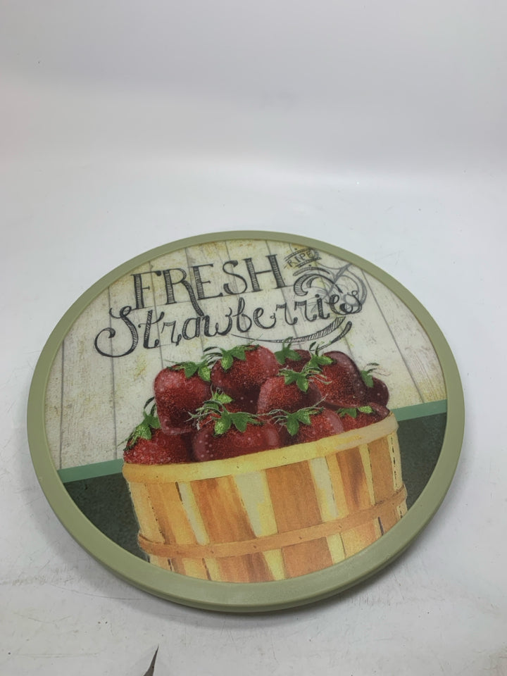 FRESH STRAWBERRIES LAMENTED LAZY SUSAN.