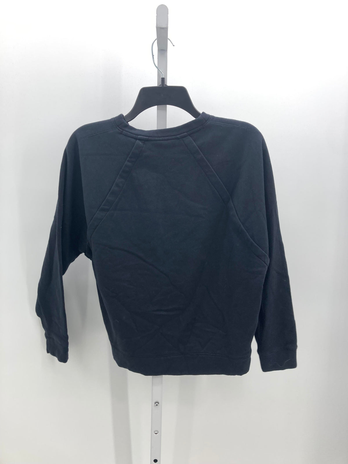 Under Armour Size Small Misses Long Sleeve Shirt