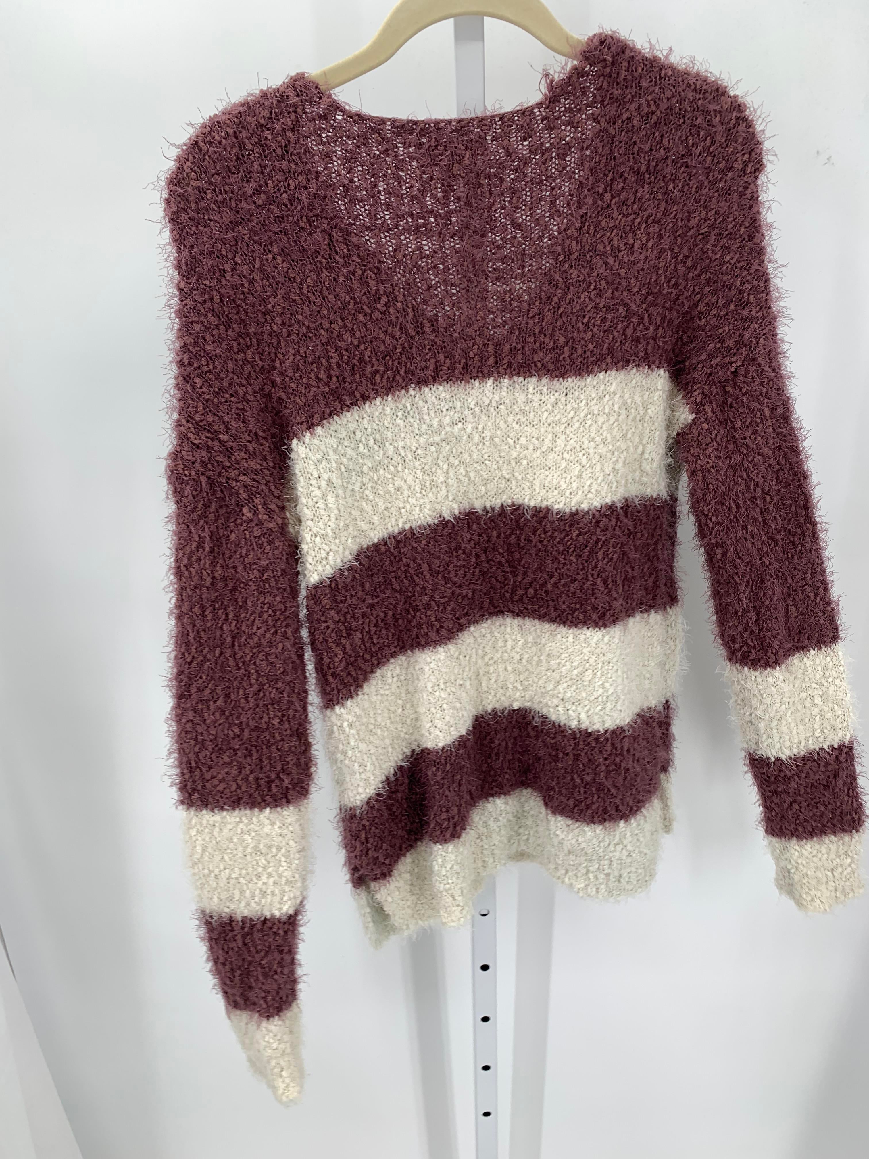 SO Size Small Juniors Long Sleeve Sweater