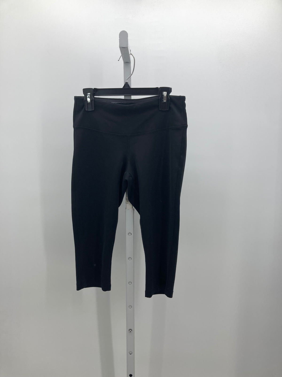 New Balance Size Small Misses Capri Pants