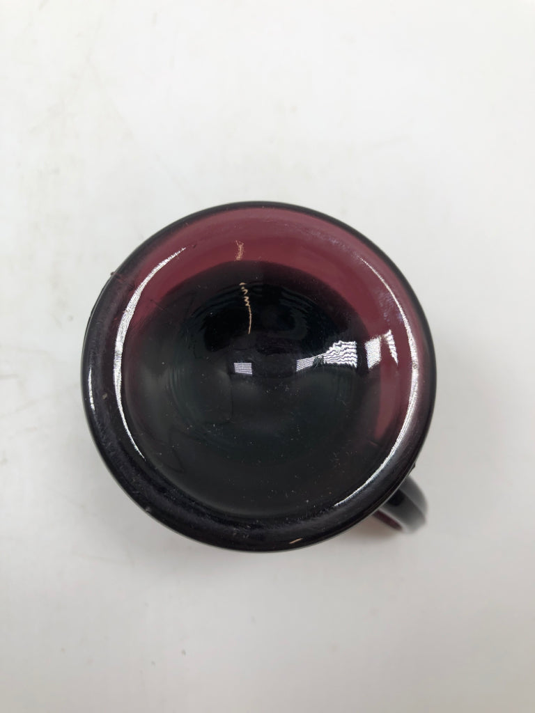 VTG PURPLE GLASS CREAMER.